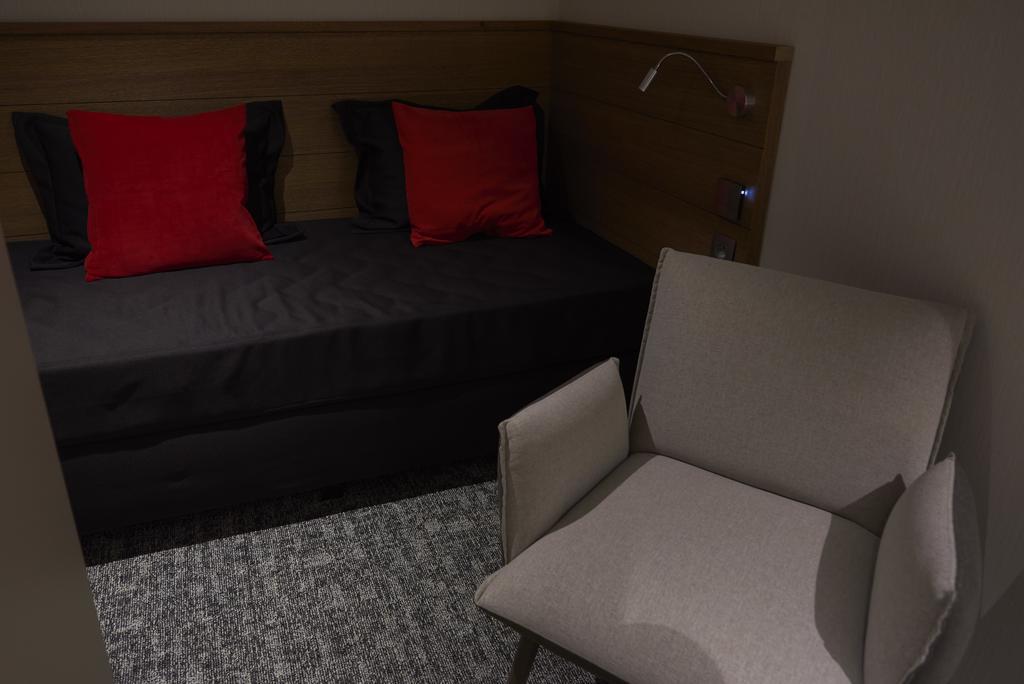 דורבורי Hotel La Caleche מראה חיצוני תמונה